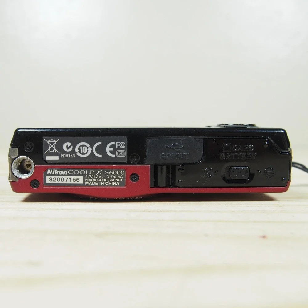 Nikon Coolpix S6000 14.2MP Digital Camera Bundle Red w/Charger + Battery A++ EUC